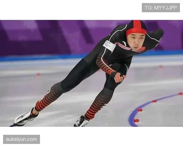 高亭宇训练完直接拎两袋冰块回家泡澡，这人是真不怕冷还是钱多烧的？